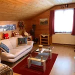 Haus Muehlebach Daire *