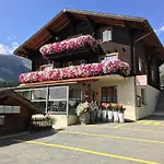 Haus Muehlebach Daire Ernen